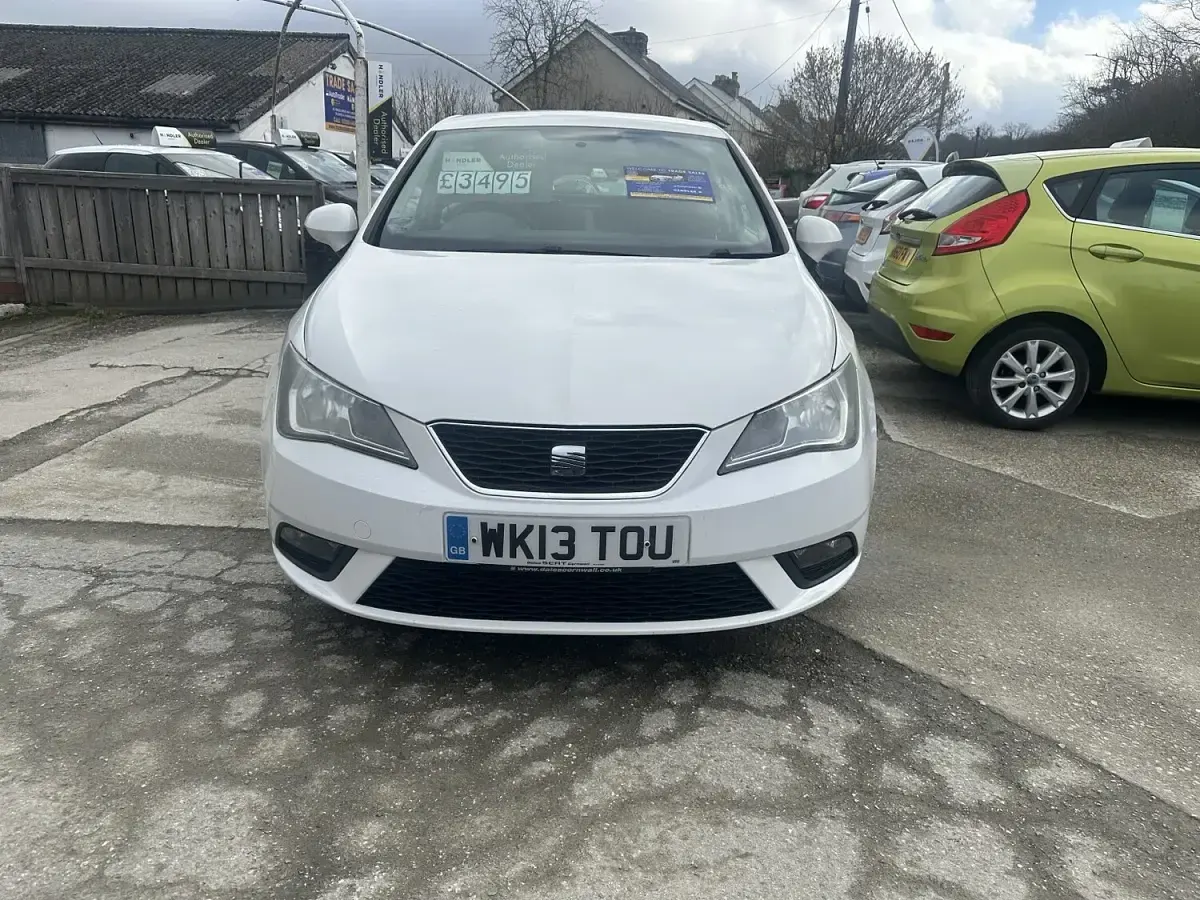 Used Seat Ibiza 85 HP (62 kW) 2013 White Hatchback