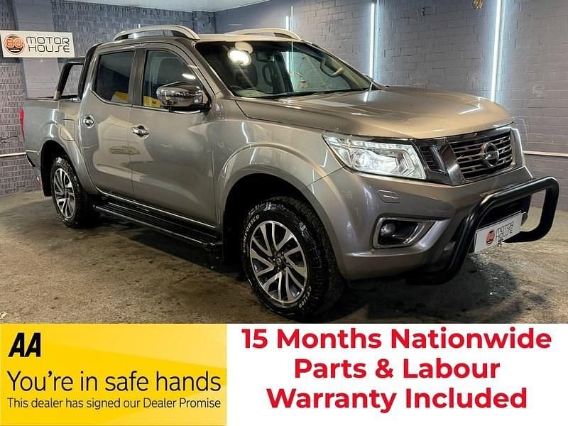 Used Nissan Navara Tekna 2017 Grey Pickup