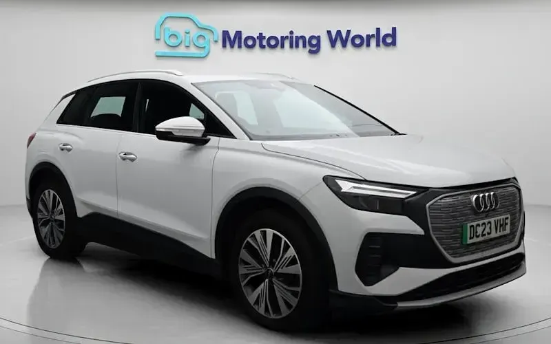 Used Audi Q4 e-tron Sport 125 kW (170 HP) 2022 SUV