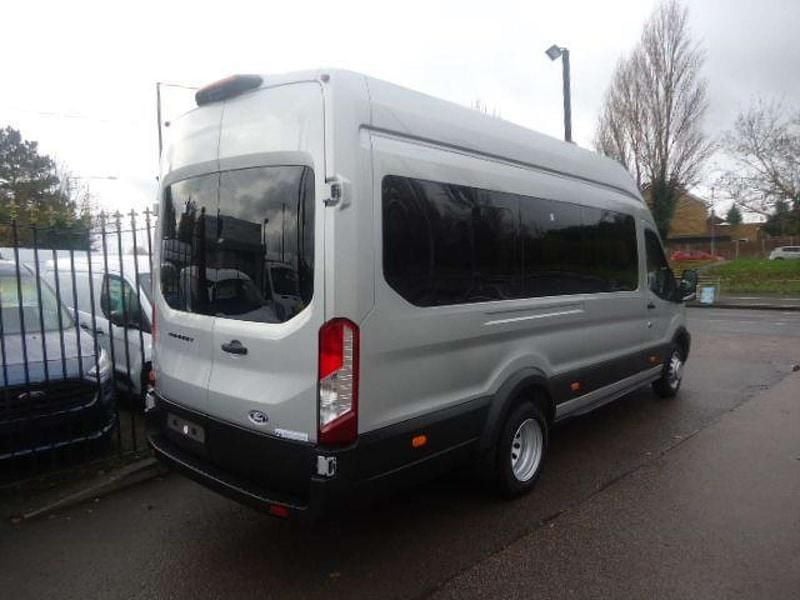 Begagnad Ford Transit Trend 130 HK (95 kW) 2024 Silver