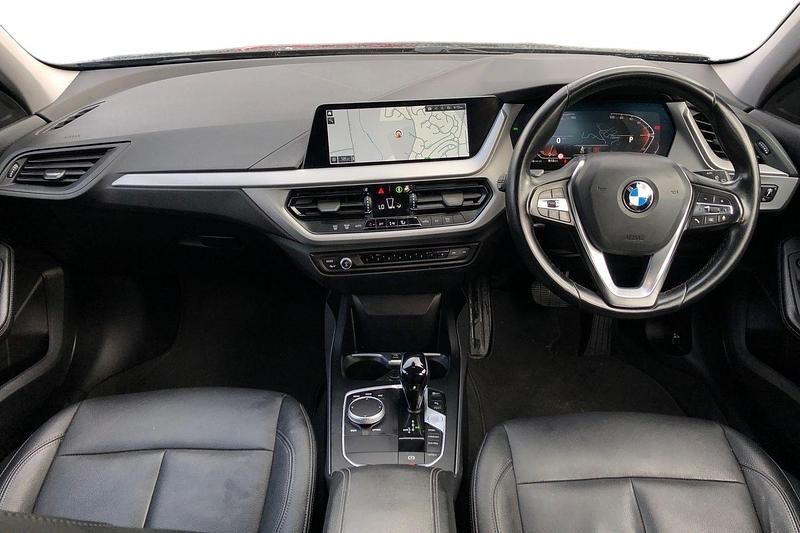 Used BMW 118 Comfort Edition 2022 Black Hatchback