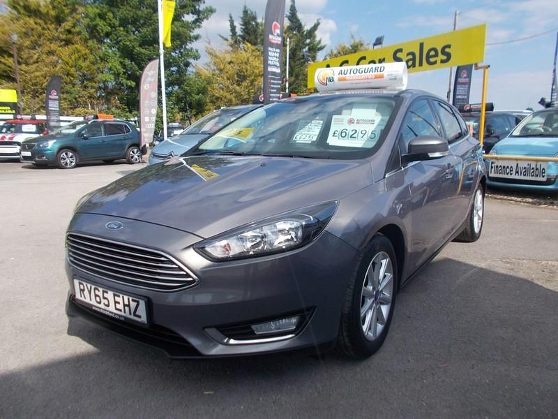 Grey Used 2016 Ford Focus Titanium Hatchback | £5,995 (Expensive) - Image 1/4