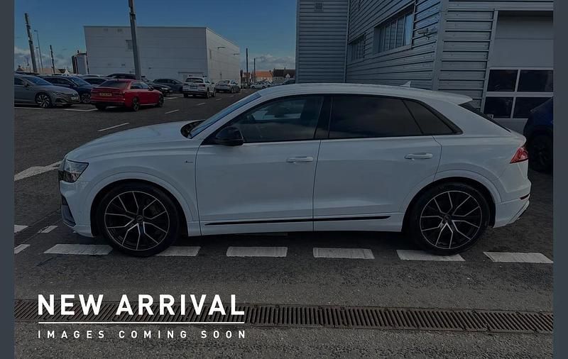 Used Audi Q8 Black Edition 281 HP (206 kW) 2021 White SUV