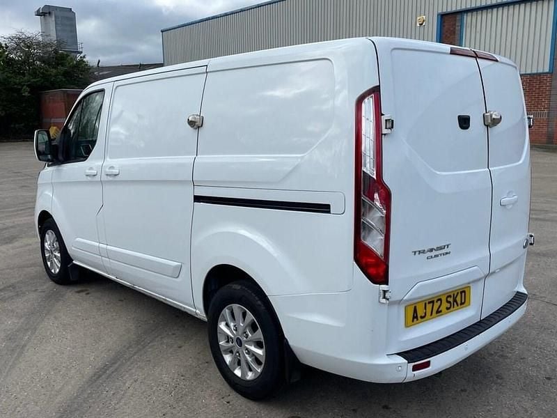 Used Ford Transit Custom Limited 130 HP (95 kW) 2023 White Van