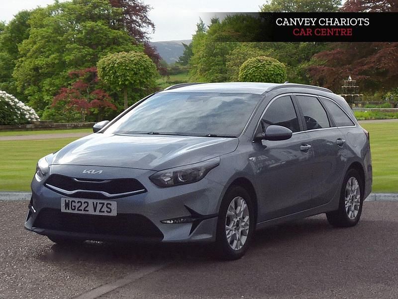 Silver Used 2022 Kia Ceed Sportswagon Estate | £12,200 (Good price) - Image 1/4