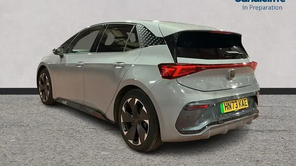 Używany Cupra Born e-Boost 169 kW (231 KM) 2023 Szary Hatchback