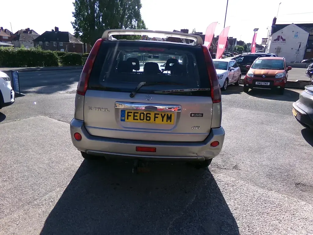 Used Nissan X-Trail 136 HP (100 kW) 2006 Silver SUV