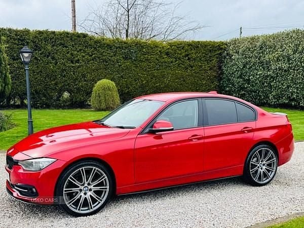 Used BMW 316 Sport Line 2015 Red Sedan