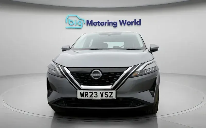 Used Nissan Qashqai Acenta Premium 190 HP (139 kW) 2023 Grey SUV