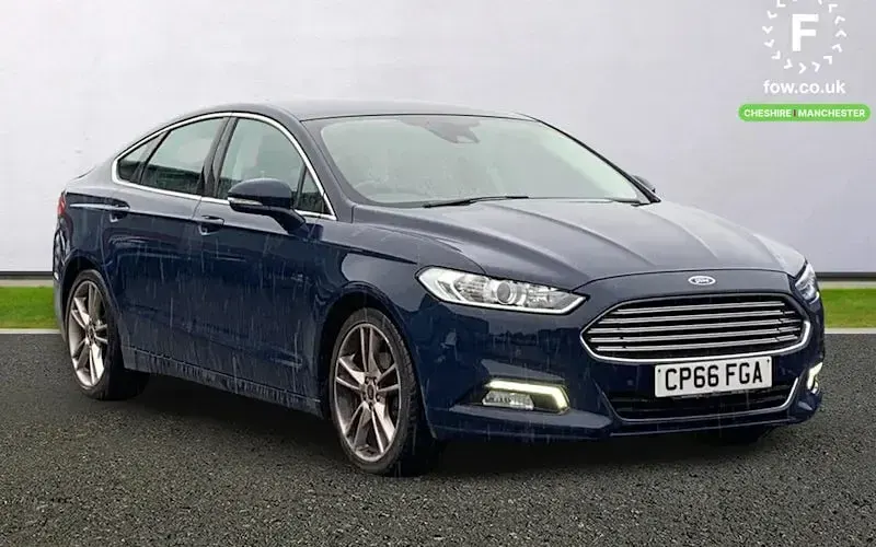 Used Ford Mondeo Titanium 179 HP (131 kW) 2016 Hatchback