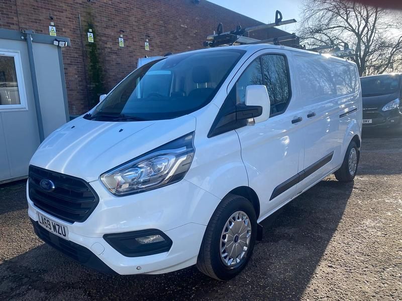 White Used 2020 Ford Transit Custom Trend Van | £8,495 (Super price) - Image 1/4