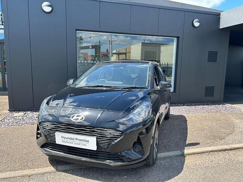 New Hyundai i10 Advanced 63 HP (46 kW) 2025 Phantom black Hatchback