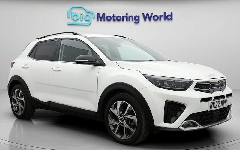 Used 2023 Kia Stonic 4 SUV | £12,800 (Good price) - Image 1/4