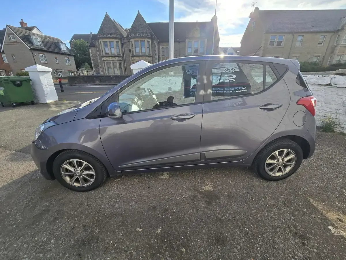 Used Hyundai i10 Premium 2016 Grey Hatchback