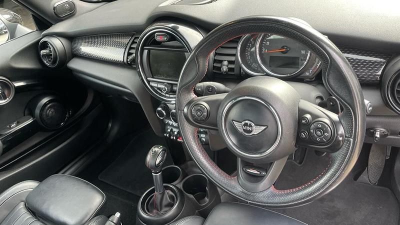 Used Mini Cooper S Hatch 189 HP (139 kW) 2017 Black Hatchback