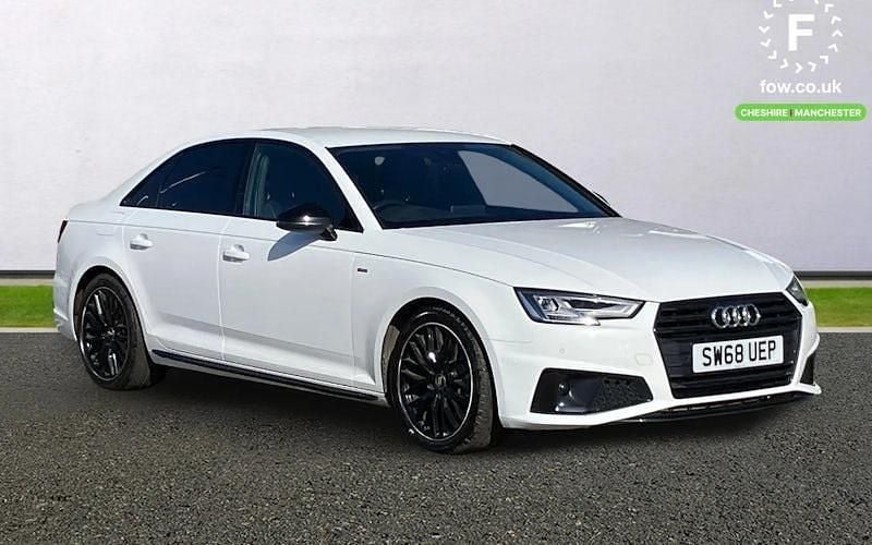 Begagnad Audi A4 Black Edition 190 HK (139 kW) 2019 Sedan