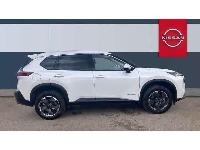 Used Nissan X-Trail N-Connecta 213 HP (156 kW) 2024 White SUV