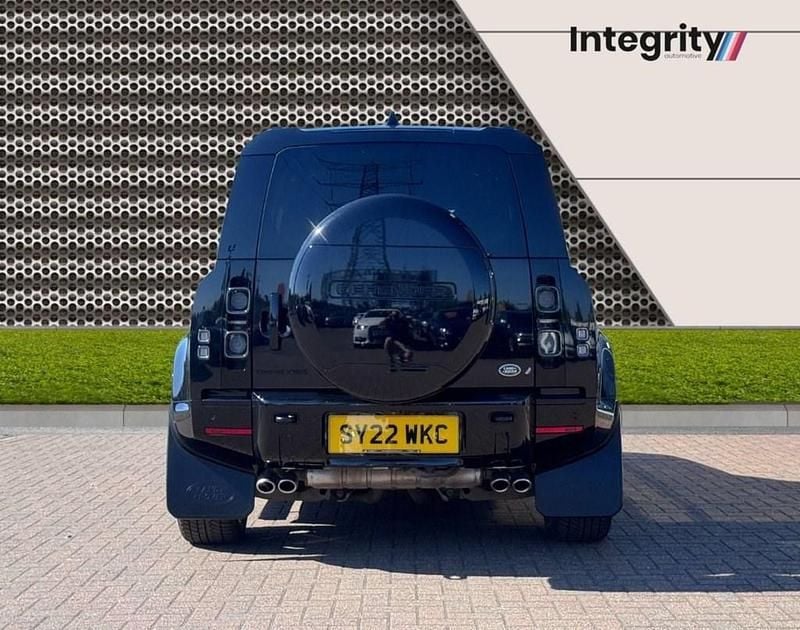 Used Land Rover Defender S 525 HP (386 kW) 2022 Black SUV