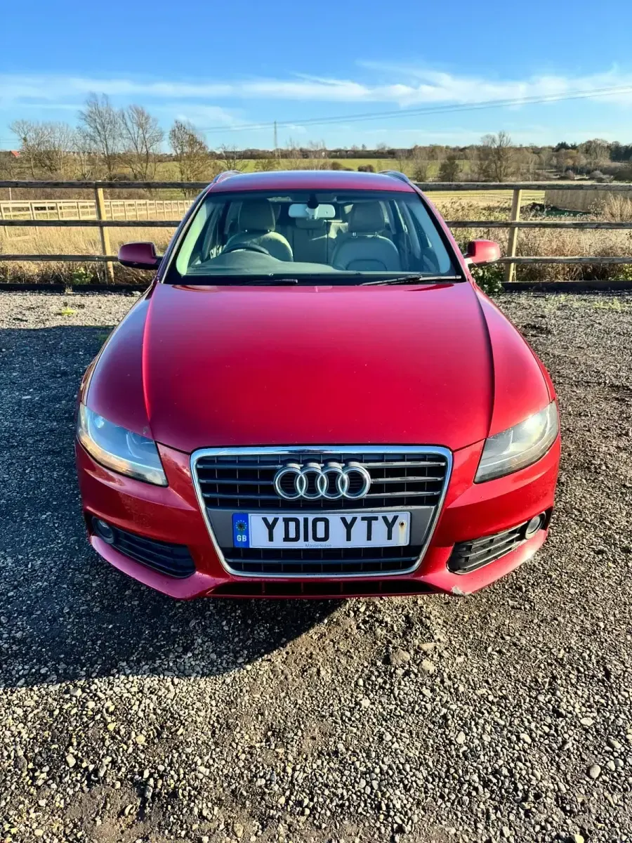 Used Audi A4 Design 211 HP (155 kW) 2010 Red Estate
