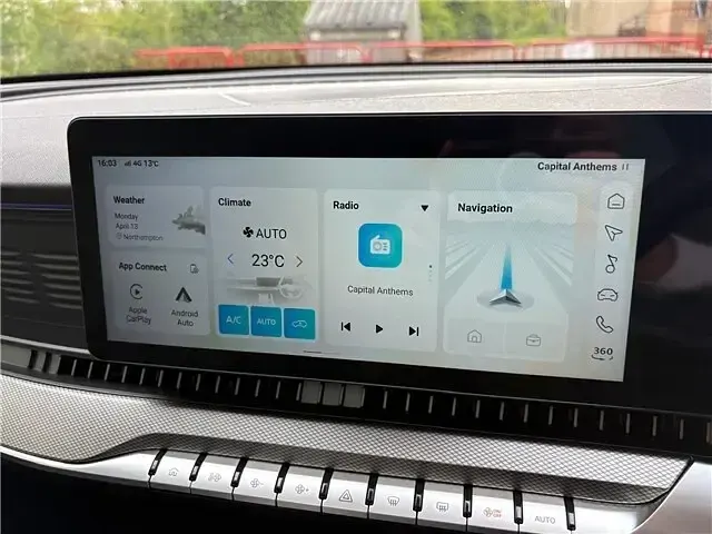 New MG MGS9 299 HP (219 kW) 2026 Grey SUV