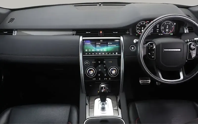 Used Land Rover Discovery Sport SE Dynamic 180 HP (132 kW) 2020 Silver SUV