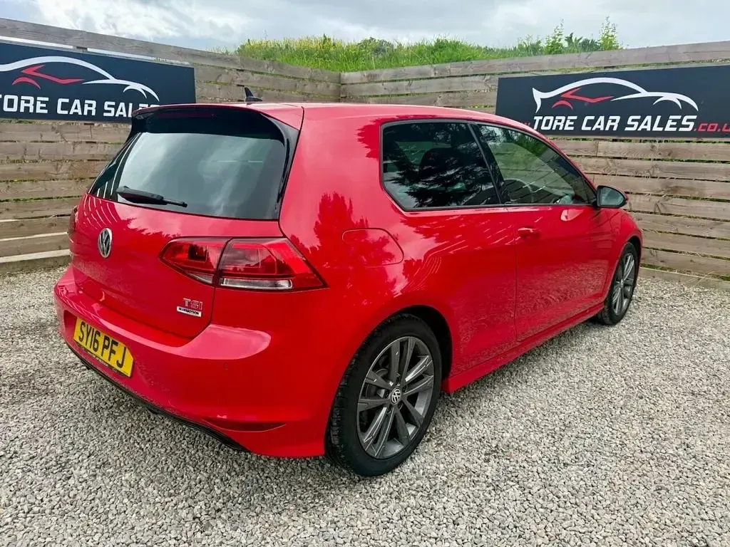 Gebraucht VW Golf VII R-line 150 PS (110 kW) 2016 Rot Kleinwagen