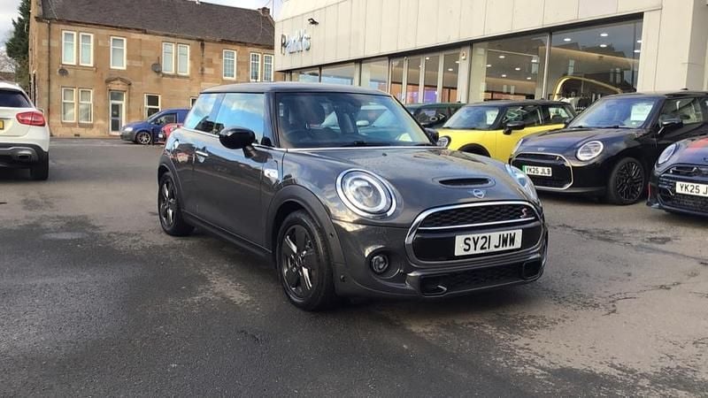 Grey Used 2021 Mini Cooper S Classic Hatchback | £18,995 (Good price) - Image 1/4