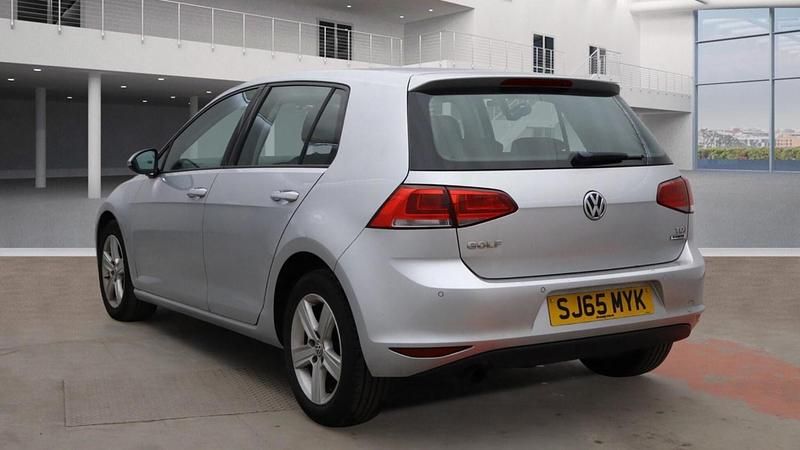 Used VW Golf VII Match 110 HP (80 kW) 2015 Silver Hatchback