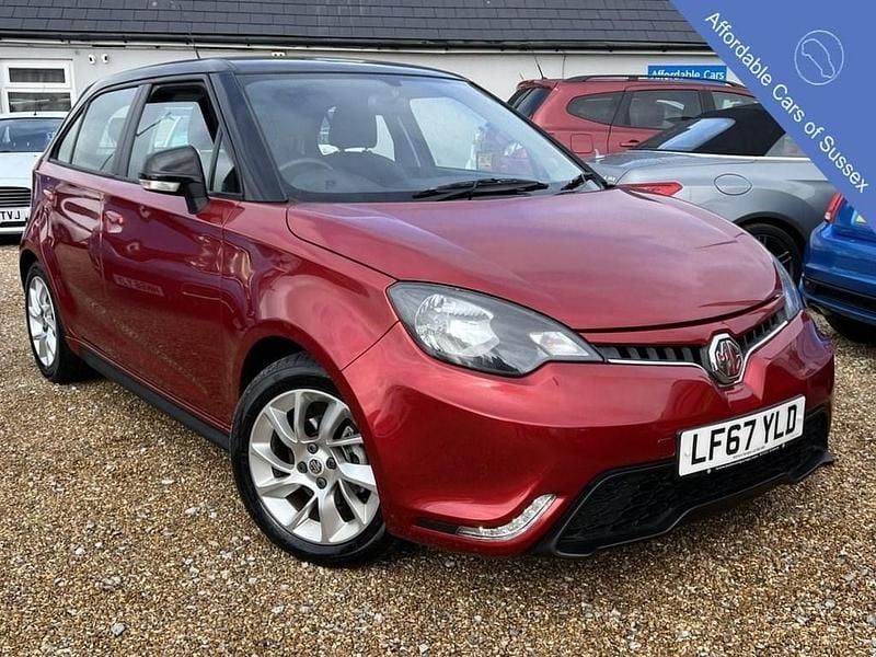 Used MG MG3 106 HP (77 kW) 2018 Red Hatchback