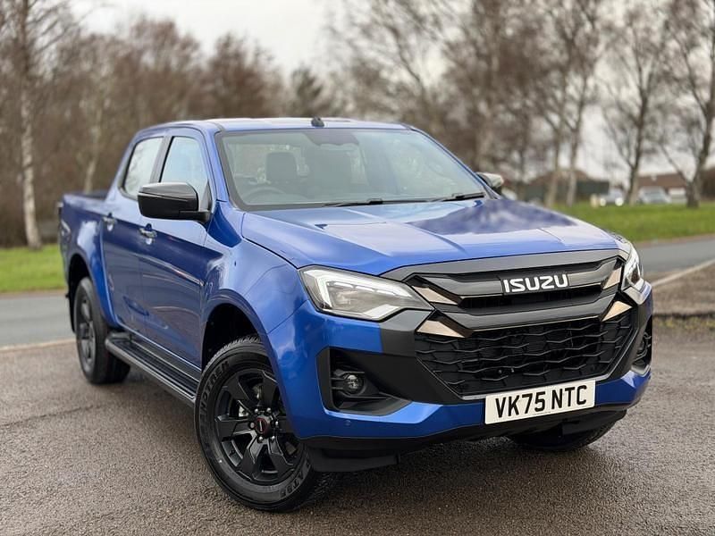 Biarritz blue New 2025 Isuzu D-Max Pickup | £37,371 (Fair price) - Image 1/4