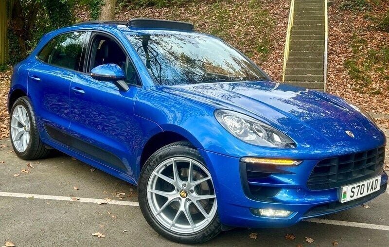 Blue Used 2014 Porsche Macan Turbo SUV | £20,995 - Image 1/4