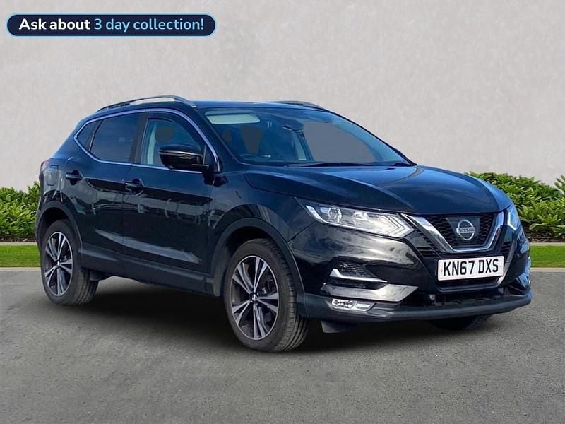 Black Used 2017 Nissan Qashqai N-Connecta SUV | £9,879 (Fair price) - Image 1/4