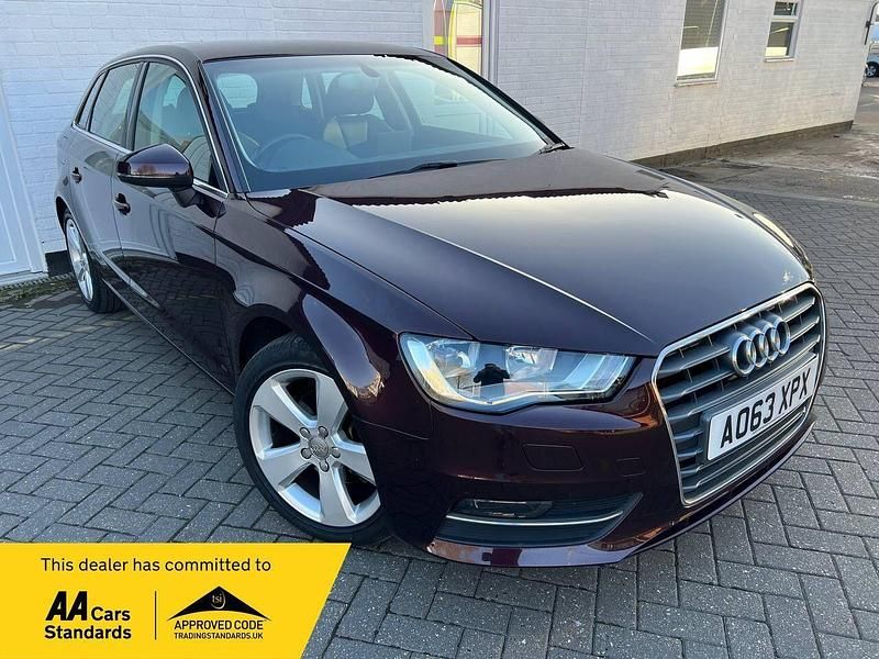 Used Audi A3 Sportback Sport 122 HP (89 kW) 2013 Red Hatchback