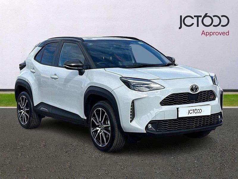 Other Used 2023 Toyota Yaris Cross Sport SUV | £23,750 (Fair price) - Image 1/4