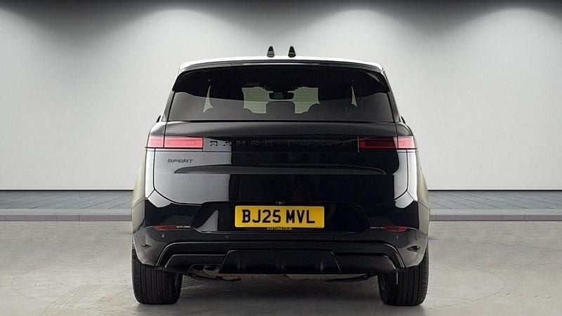 Used Land Rover Range Rover Sport SE Dynamic 300 HP (220 kW) 2025 Santorini black SUV