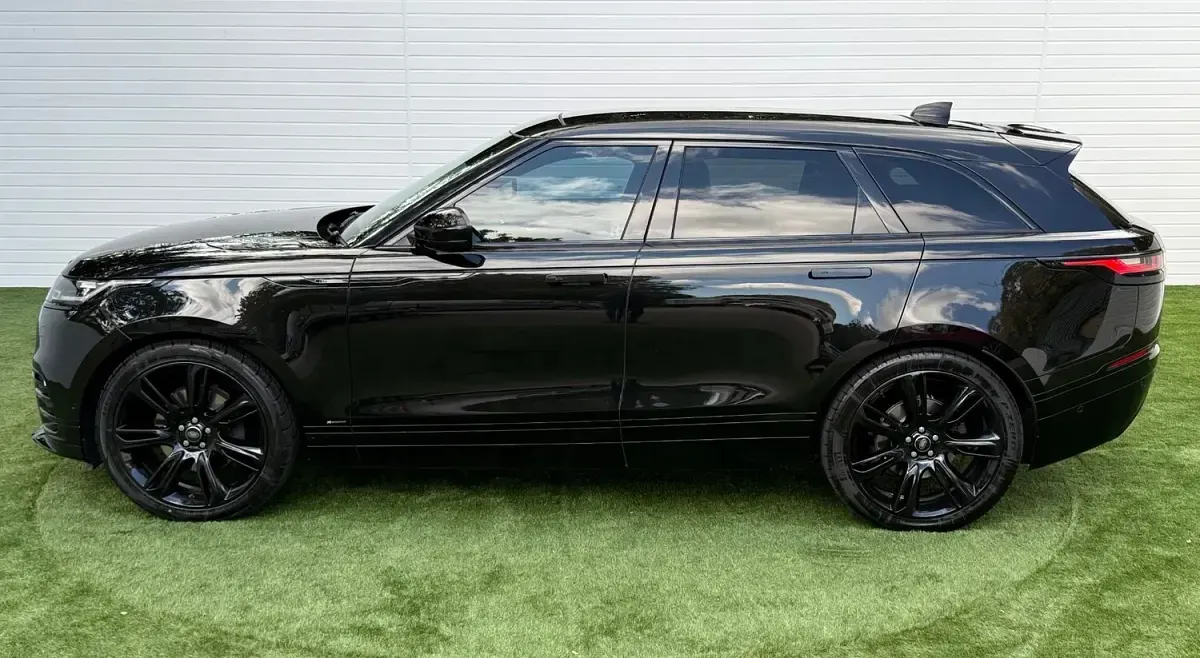 Used Land Rover Range Rover Velar HSE Dynamic 300 HP (220 kW) 2018 Black SUV
