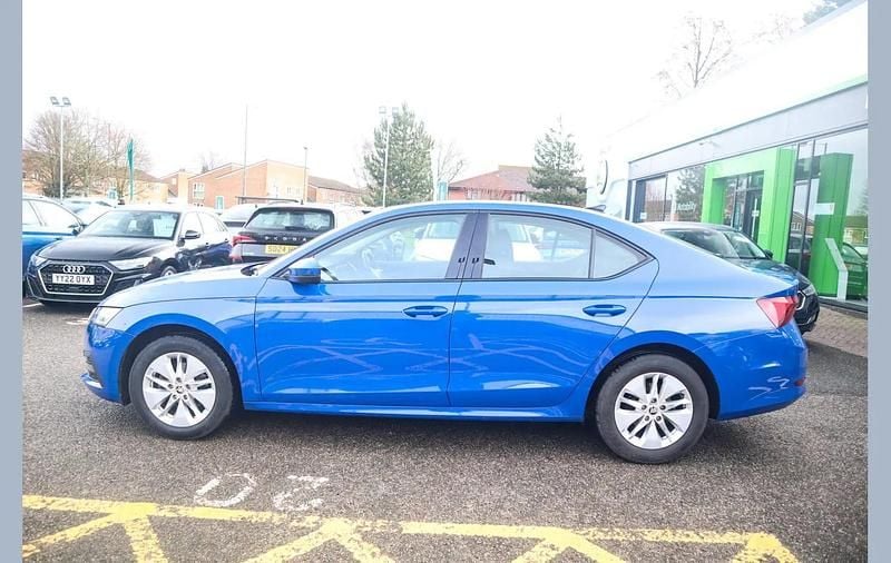 Used Skoda Octavia SE Technology 113 HP (83 kW) 2022 Blue Hatchback