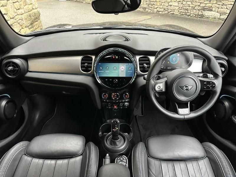 Used Mini Cooper S Exclusive 176 HP (129 kW) 2024 Black Hatchback