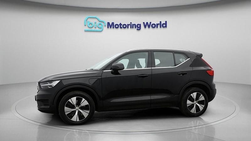 Used Volvo XC40 Core 211 HP (155 kW) 2021 Black SUV
