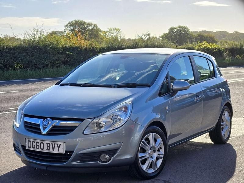Silver Used 2010 Vauxhall Corsa Hatchback | £2,995 (Expensive) - Image 1/4