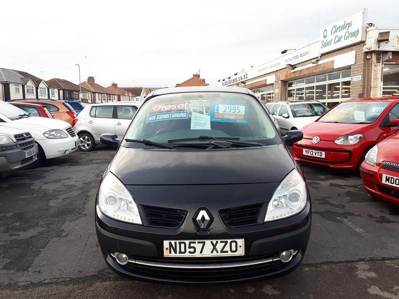 Used Renault Scénic II Dynamique 106 HP (77 kW) 2007 Black MPV