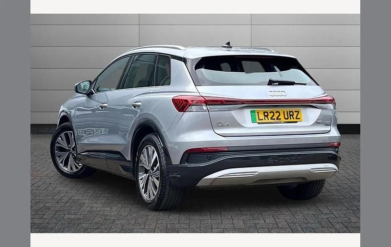 Used Audi Q4 e-tron Sport 219 kW (299 HP) 2022 Silver SUV