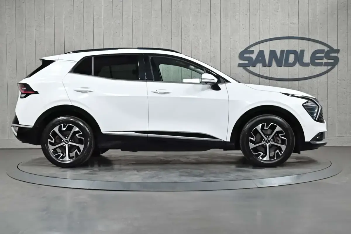 Used Kia Sportage 2022 White SUV