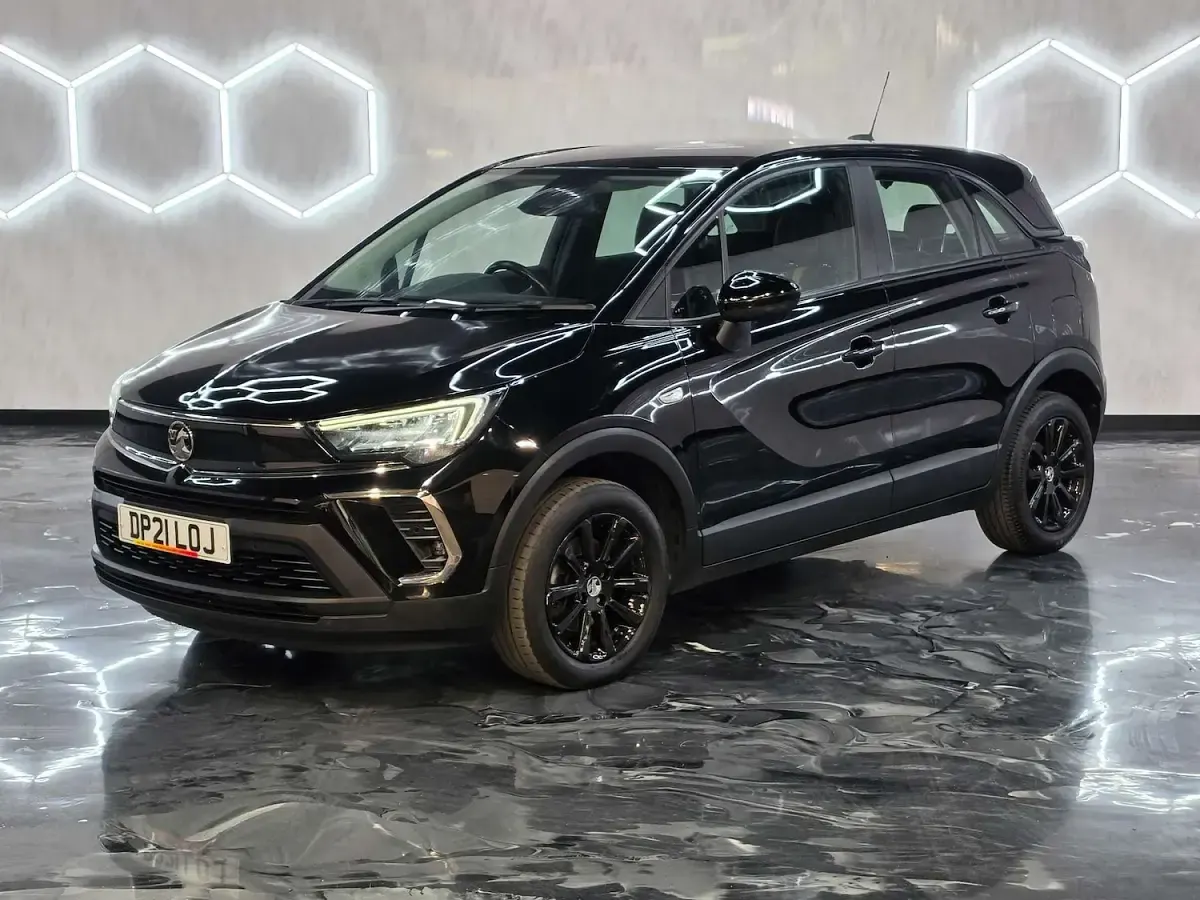 Used Vauxhall Crossland S 130 HP (95 kW) 2021 Black SUV