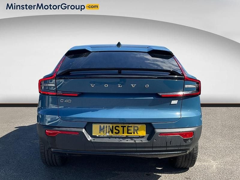 Usado Volvo C40 Ultimate 169 kW (231 CV) 2023 Azul SUV