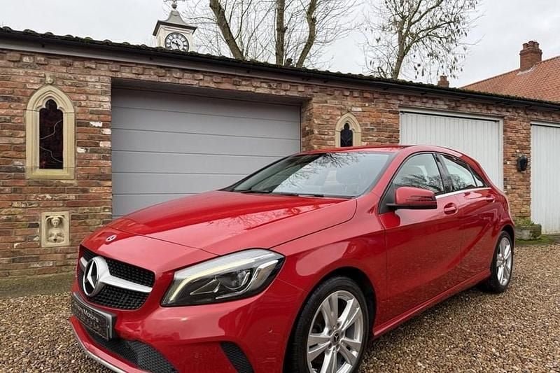 Used Mercedes A160 Premium 2017 Red Hatchback