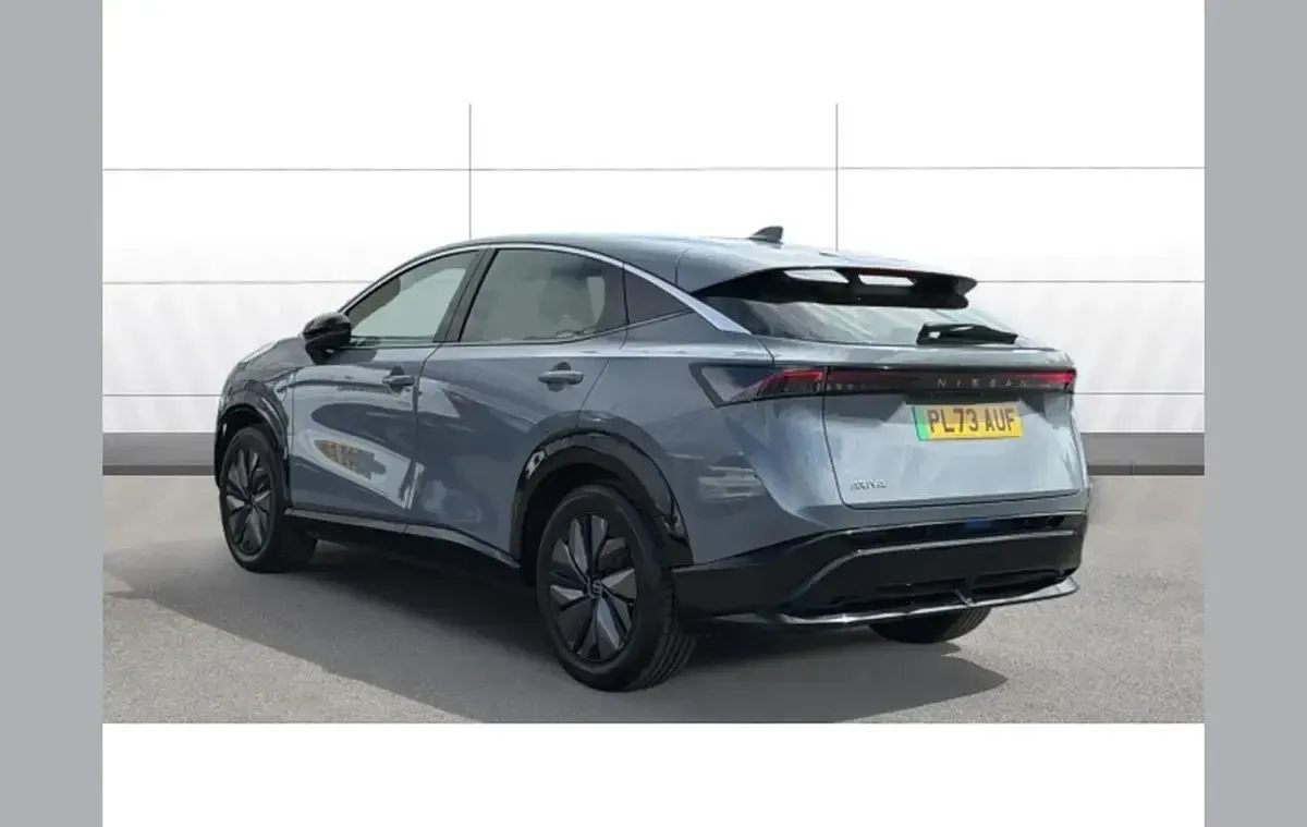 Usado Nissan Ariya 160 kW (218 CV) 2023 Gris SUV