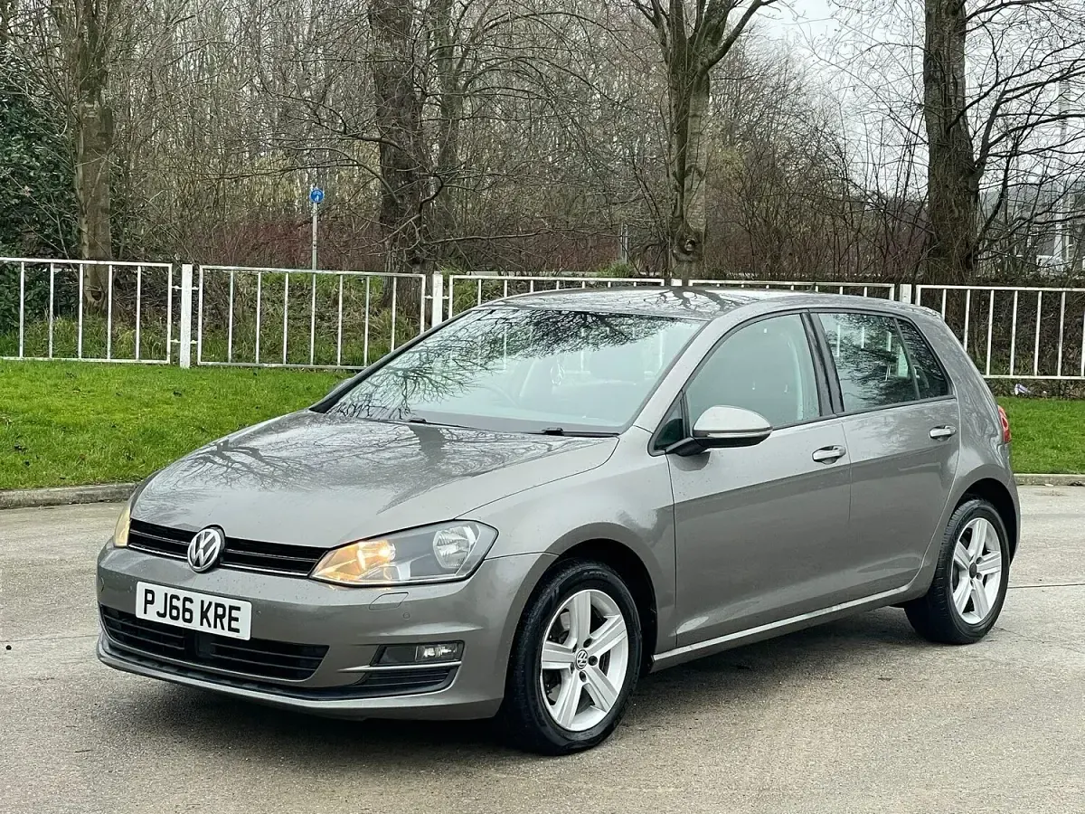 Used VW Golf VII Edition 110 HP (80 kW) 2016 Grey Hatchback