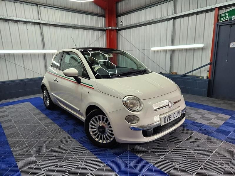 Used Fiat 500 Lounge 69 HP (50 kW) 2011 White Hatchback