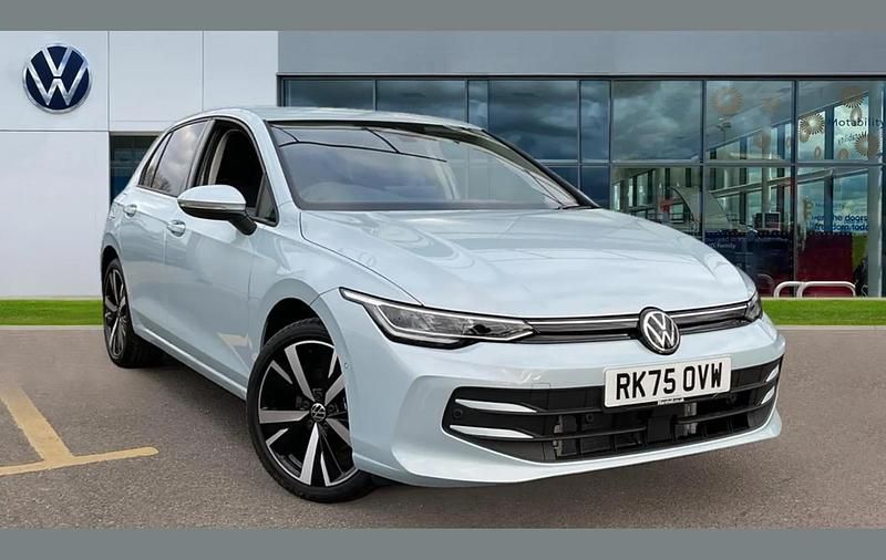 Blue New 2025 VW Golf VIII Match Hatchback | £26,499 (Fair price) - Image 1/4
